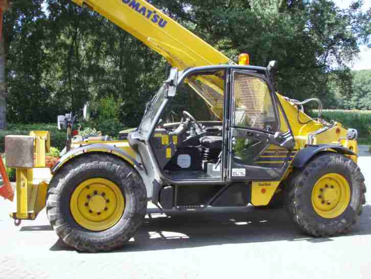 Komatsu WH714 Turbo Teleskoplader Kompaktlader Geländelader Schaufellader