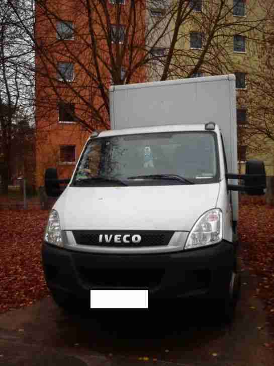 LKW, IVECO Daily, Doppelkabine, Koffer, Ladebordwand,