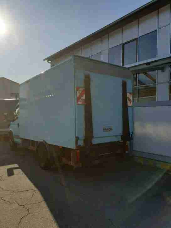 LKW IVECO Kastenaufbau