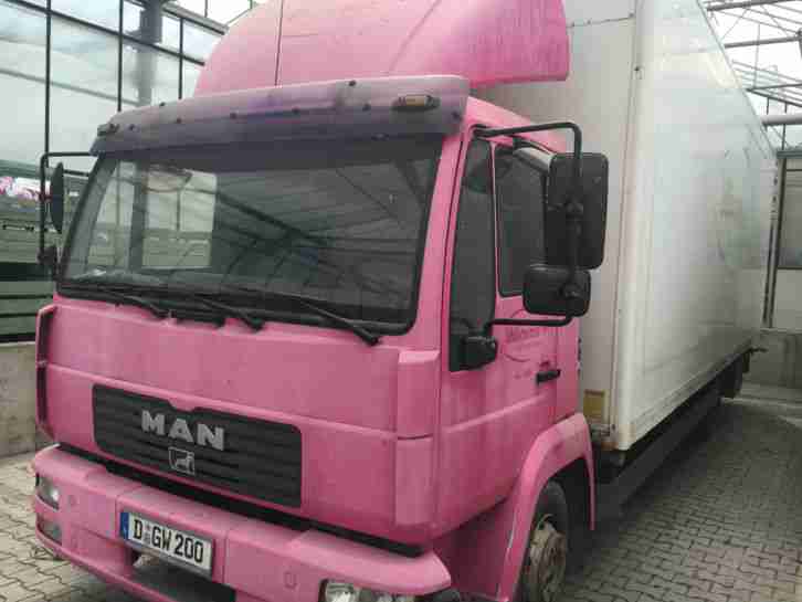 LKW MAN langer Koffer Erstzulassung Mai 02 mit