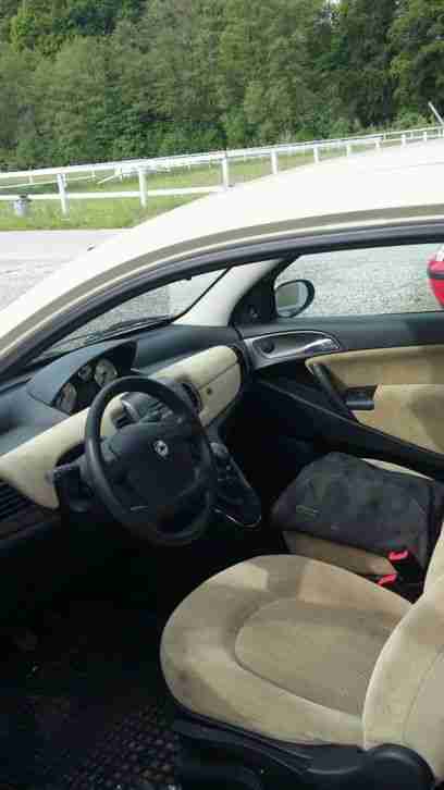 Lacia yipsilon mit pickerl benzin FAHRBEREIT AB 1 EURO!!!!!!