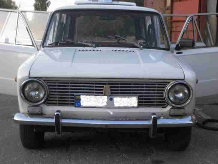 Lada Kombi 2102 mit Gasanlage- EZ 1976