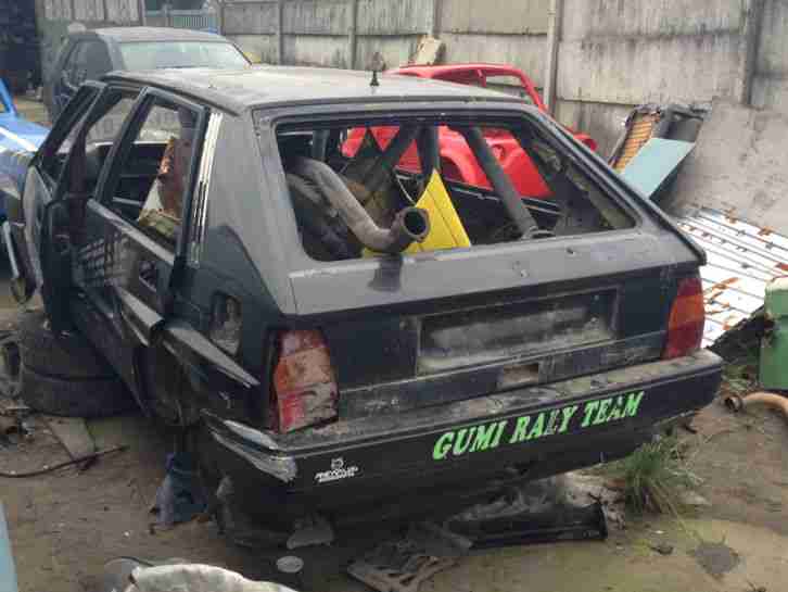 Lancia Delta HF Integrale 16V Karosserie mit Schiebedach