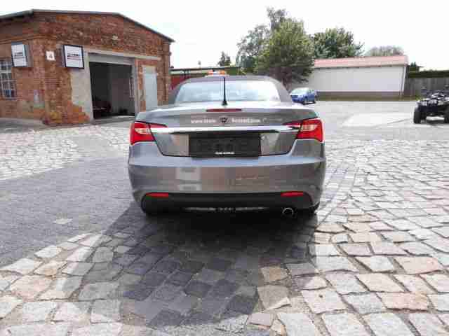 Lancia Flavia 2.4 Automatik 16V 170 PS Cabriolet Vorführwagen