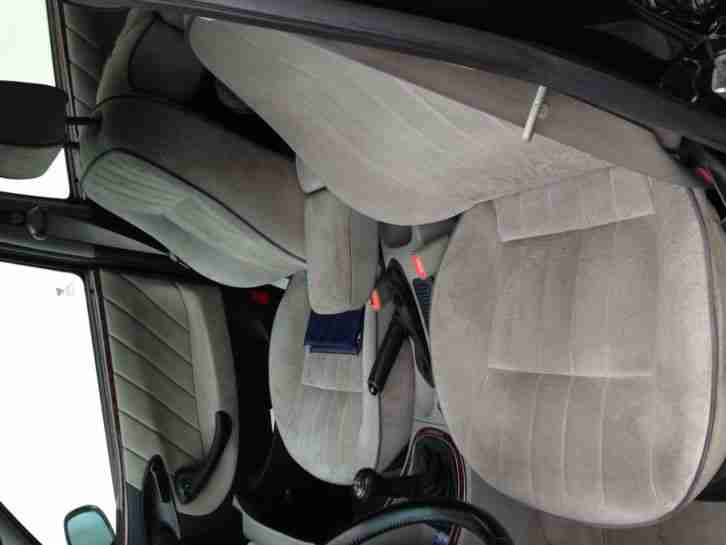 Lancia Lybra 1.8, 130 PX SW LX, schwarz, Kombi, TÜV bis 05/2016