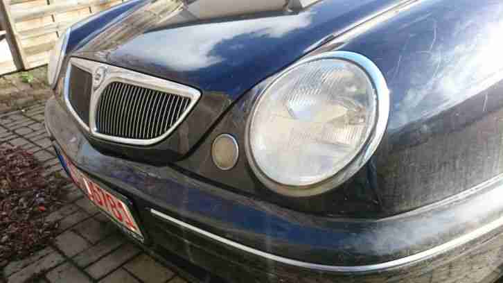 Lancia Lybra SW 1.6 Bj.2000 schwarz Zustand okay Klima, Standheizung etc.