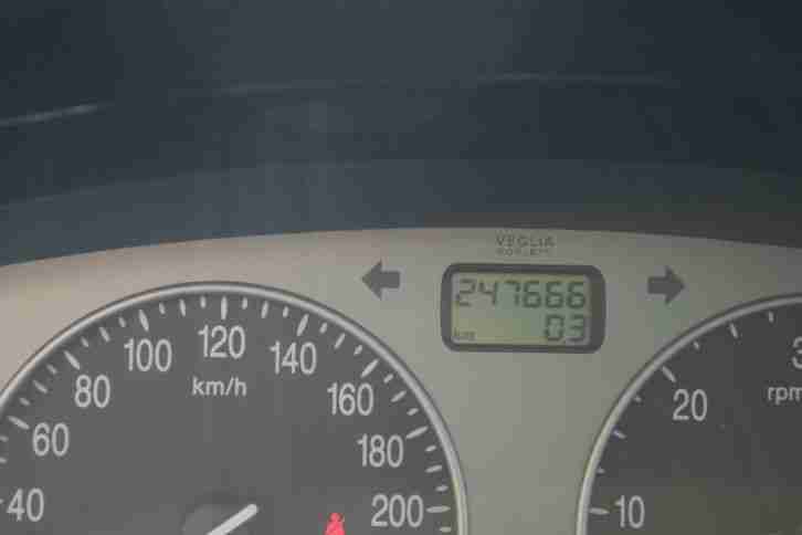 Lancia Lybra SW 2,4jtd - ACHTUNG !!!! MOTOR LÄUFT !!! trotzdem Bastlerfahrzeug