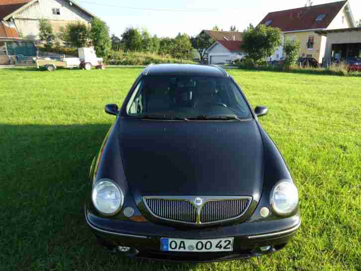 Lancia Lybra Station Wagon 2.4 jtd Intensa