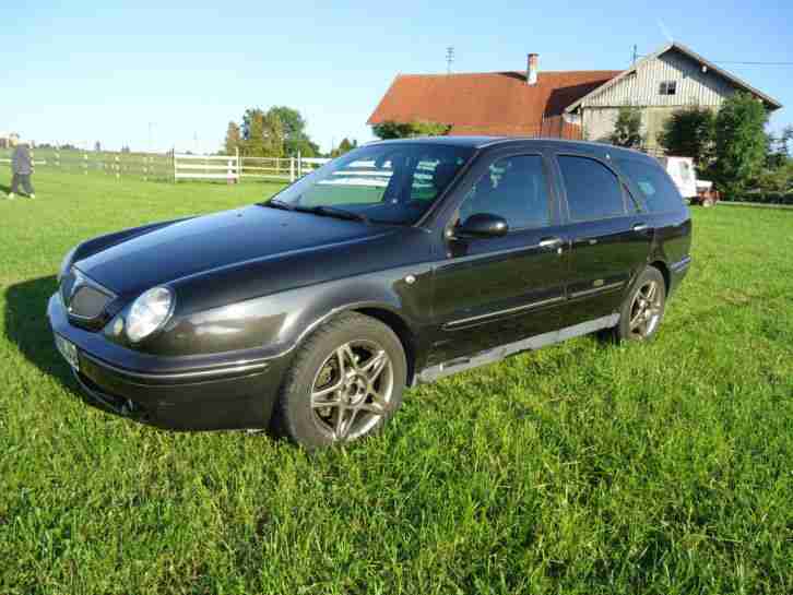 Lybra Station Wagon 2.4 jtd Intensa