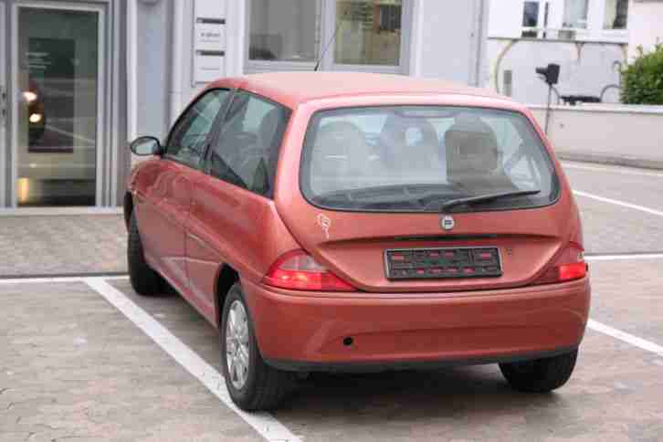 Lancia Y 1,2 UNFALL