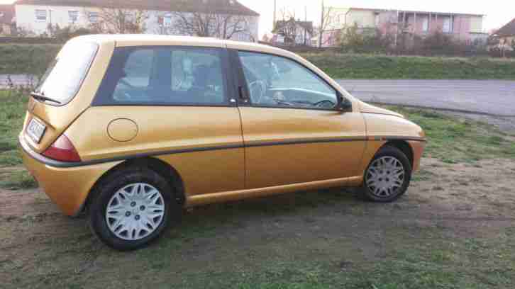 Lancia Y