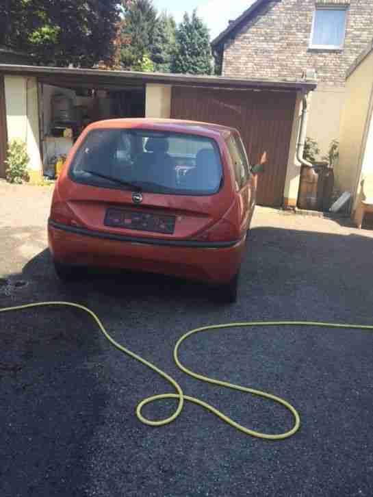 Lancia Y Elefantino