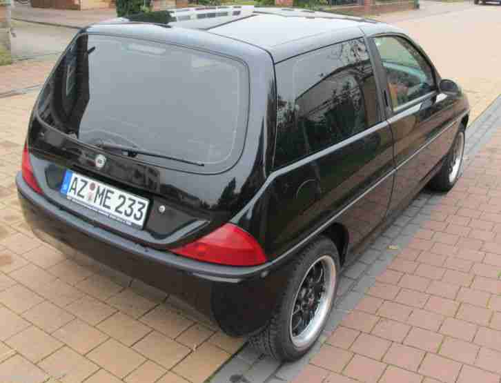 Lancia Y Elephantino