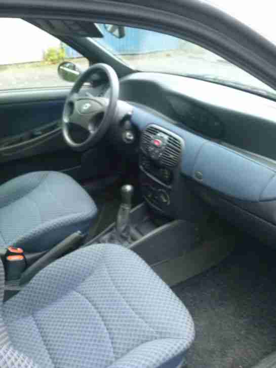 Lancia Y mit neu TÜV und grüner Plakette