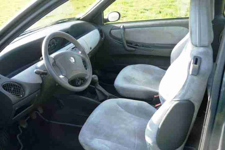 Lancia Ypsilon, 1.2 Cosmopolitan, 60 PS, Günstiges Anfänger- oder Zweit-Fahrzeug