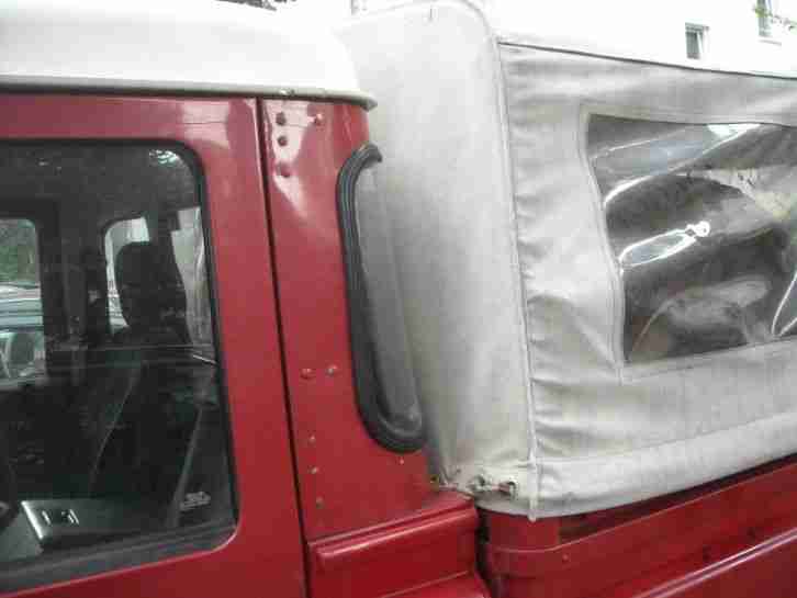 Land Rover 300 TDI Defender 110 Pick Up