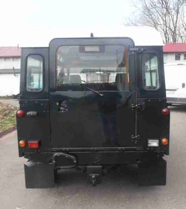 Land Rover Defender 110 - Renovierungsprojekt -schön fertig