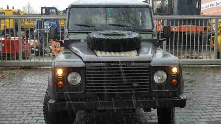 Land Rover Defender 110 Station Wagon 2,5 Cab