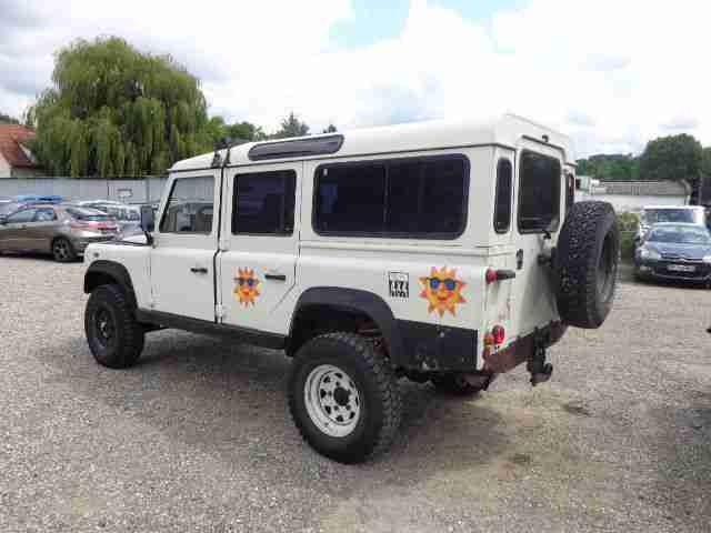 Land Rover Defender 110 Station Wagon E