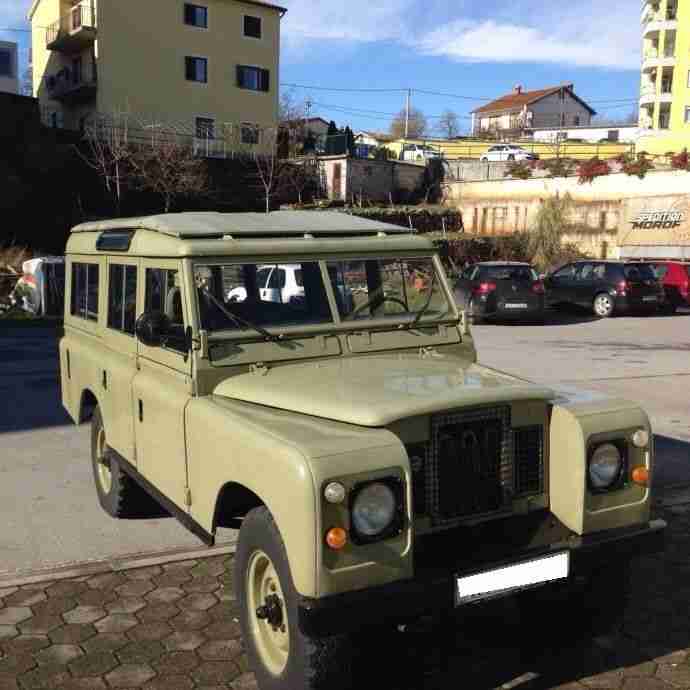 Land Rover Defender 2,5 Diesel 5 Gang Servo BJ 1968 Rare