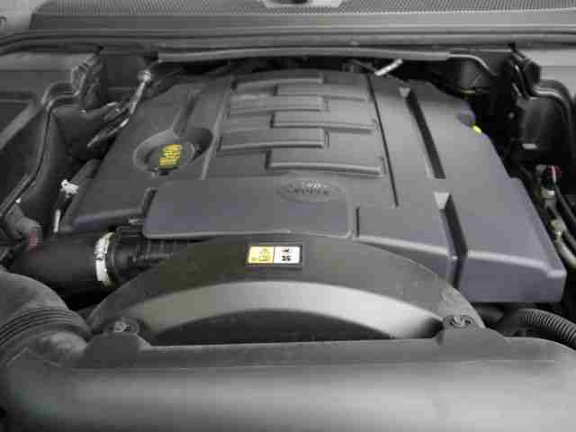 Land Rover Range Rover Sport TDV6 HSE-46-TKM-Black Edit