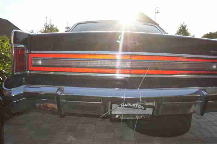 Lincoln Continental Town