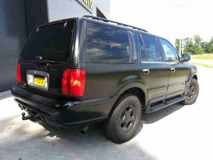 Lincoln Navigator 5.4L V8 4x4 Matt Schwarz