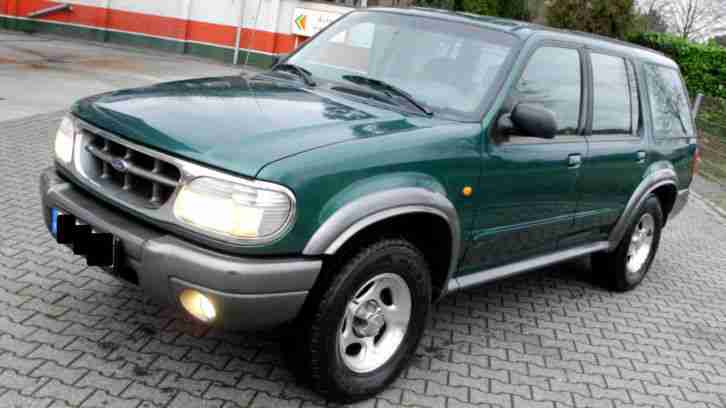 Luxus Geländewagen Ford Explorer USA 4,0 L Allrad 4x4 Automatic ,Tüv:09-2015
