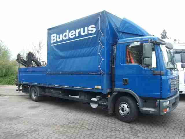 MAN 12.210 mit Kran HIAB 077B 2CL