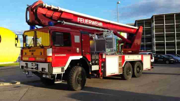 MAN 26.402 (ÖAF) Hubsteiger 32m Feuerwehr Hubrettungsbühne Allrad 6x4 DL Skylift