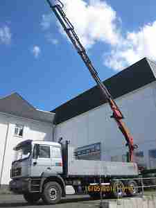 MAN F2000 Pritsche mit Palfinger Ladekran