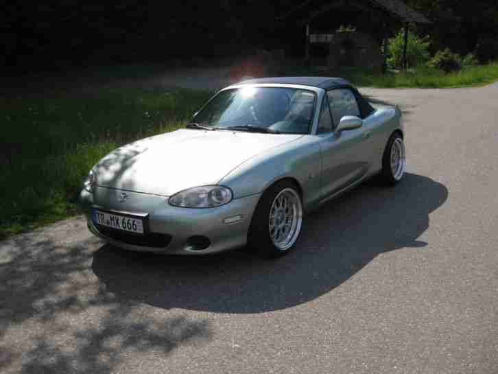 MAZDA MX5 SILVER BLUES