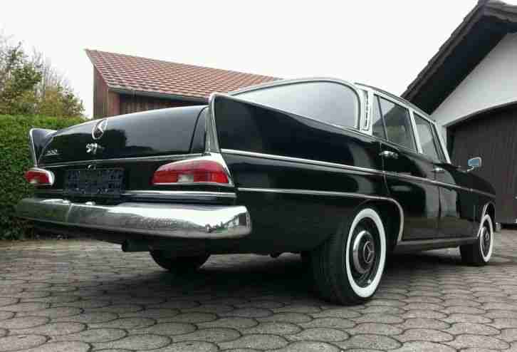 MERCEDES 200 Heckflosse W110 schöner Zustand mit Leder H-Kennzeichen TÜV 10/16