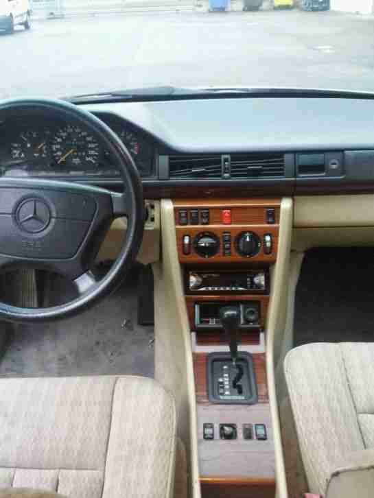 MERCEDES 220 TE AUTOMATIK-KLIMA-SCHIEBEDACH