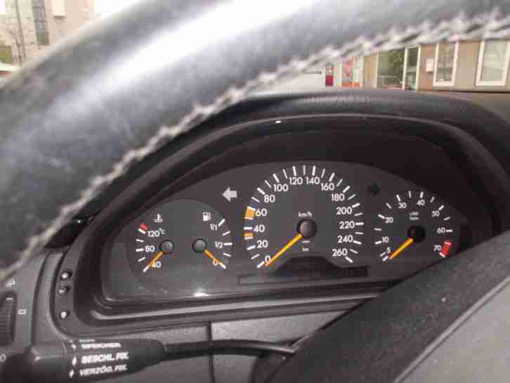 MERCEDES 280 E AUTOMATIK LIMOUSINE TOP ZUSTAND