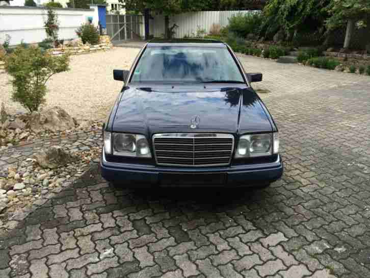MERCEDES-BENZ E 320 CE - W124