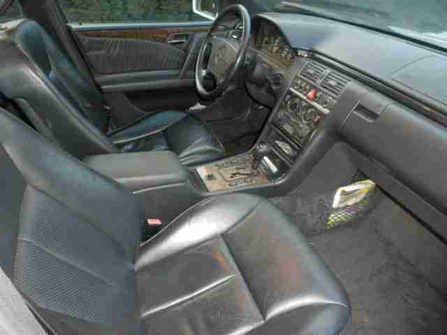 MERCEDES E 300 TDT KOMBI AUTOMATIK W210;