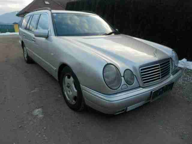 MERCEDES E 300 TDT KOMBI AUTOMATIK W210; Pickerl bis 9/2018+4 Monate!