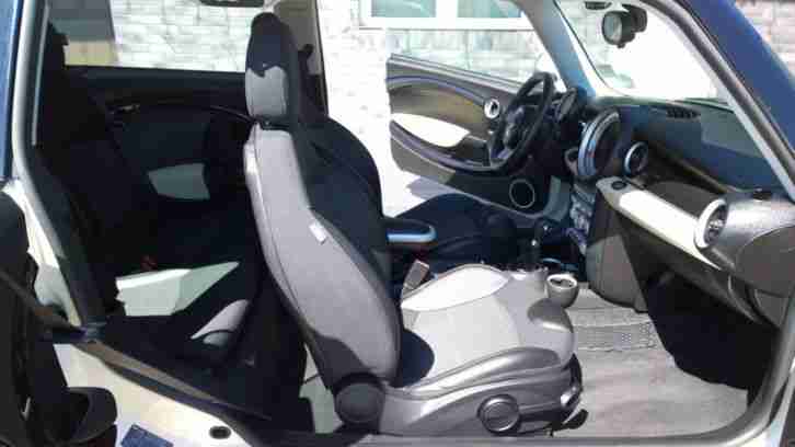 MINI CLUBMAN 1