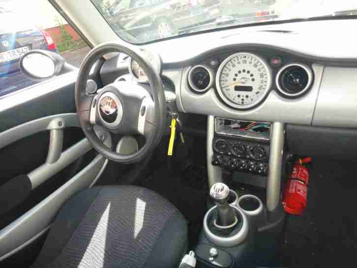 MINI COOPER 1,6BENZINER