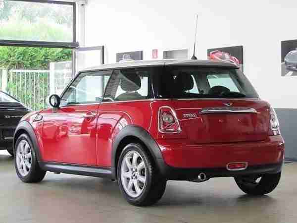 MINI COOPER SPORTPAKET *LEDER*KLiMA*6.GANG* 55.tkm