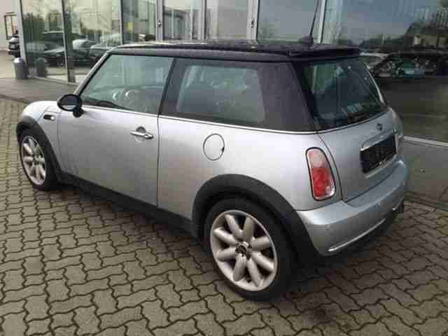 MINI Cooper 1,6 Automatik + Klima + PDC + Gepflegt