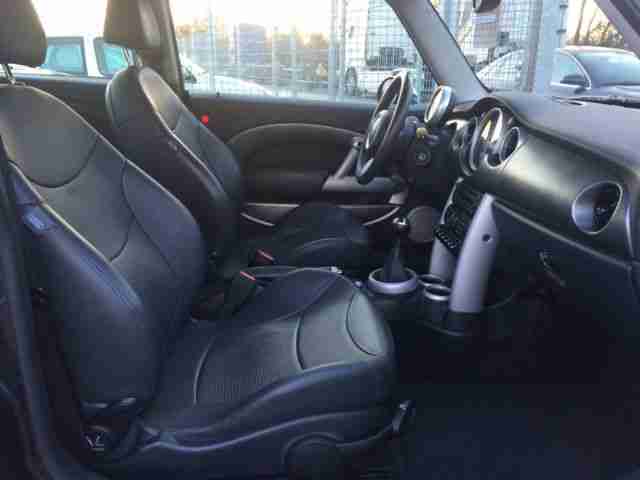 MINI Cooper 1.6 Klimaaut Leder SHZ elSD 17"ALU 1.Hand