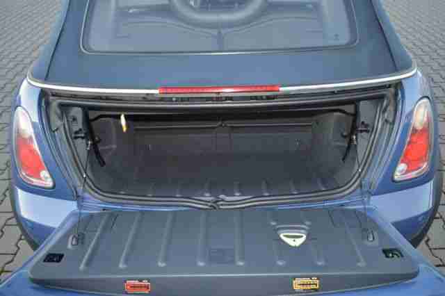 MINI Cooper Cabrio, Vollleder, Xenon, PDC, 17"