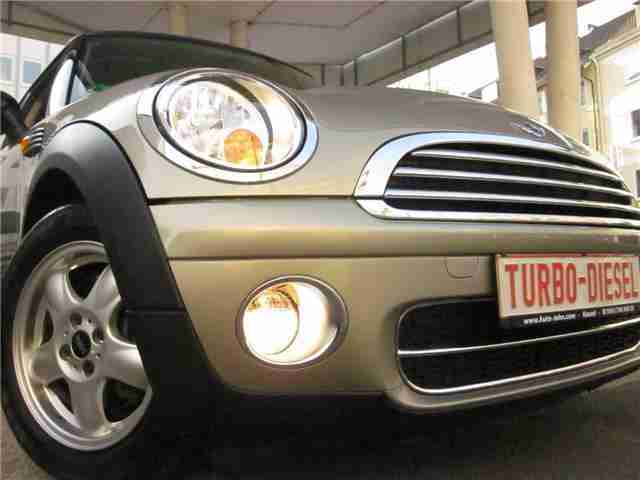 MINI Cooper D*8 Reifen*2 Hand*Top Zustand*Klimaaut*Si