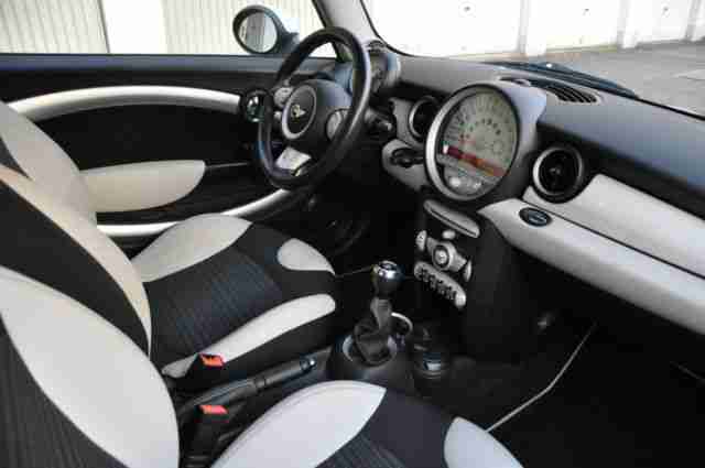 MINI Cooper D**CAMDEN-Panoramadach**