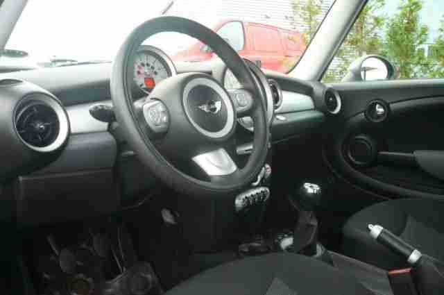 MINI Cooper D Klimaaut.,Sitzheizung,PDC,Pepper