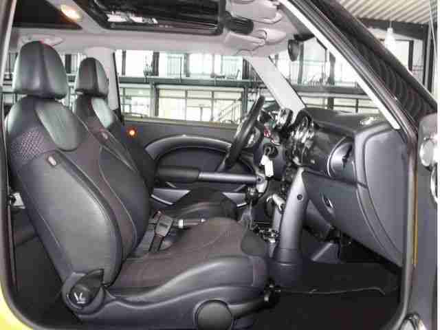 MINI Cooper / PANORAMA / LEDER / KLIMA+ / TEMPOMAT