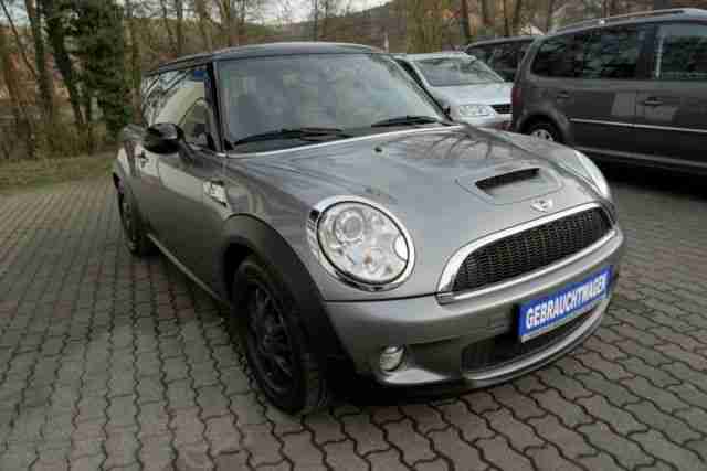 MINI Cooper S Xenon.Klima. Navi.Teilleder.Panorama