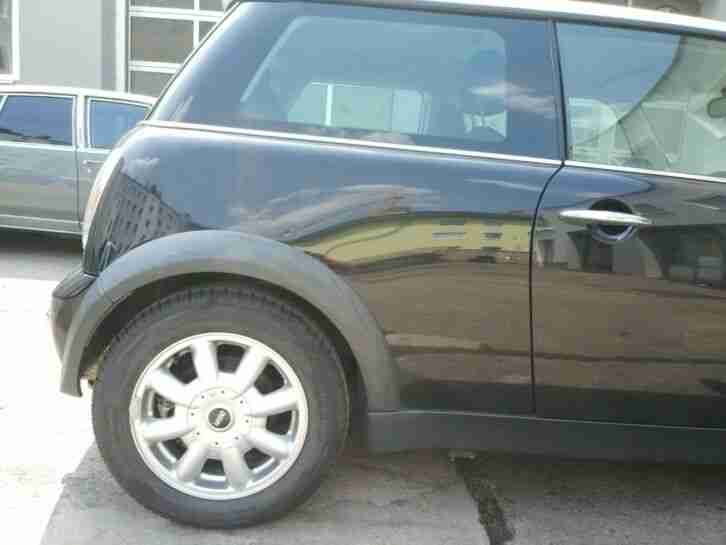 MINI Cooper, schwarz, ab 1.-€